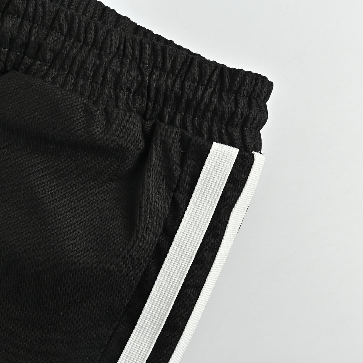 Balenciaga Letter Embroidered Crest Logo Athletic Shorts  HY2800328