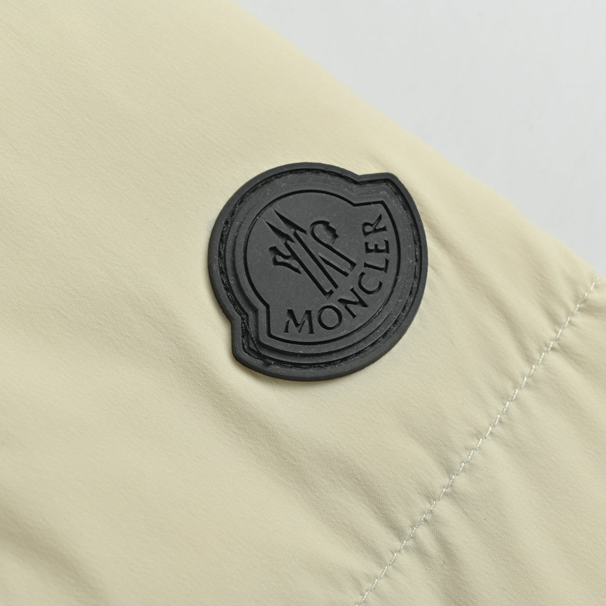 Moncler FW25 Forez Hooded Short Down Jacket — CreamK20911A00156597YD216