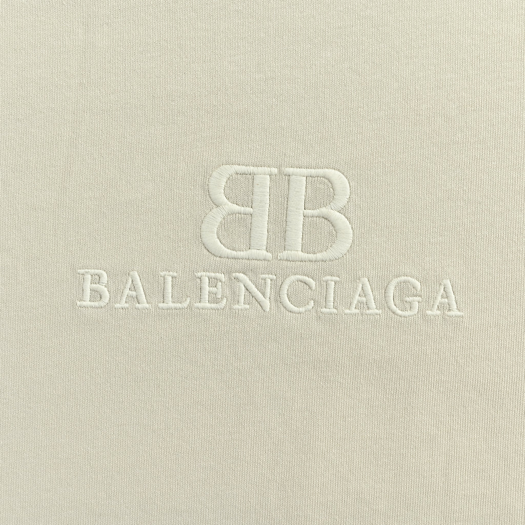 Balenciaga BLCG Chest BB Embroidered Short Sleeve T-Shirt – Cream NP2400602-CRM