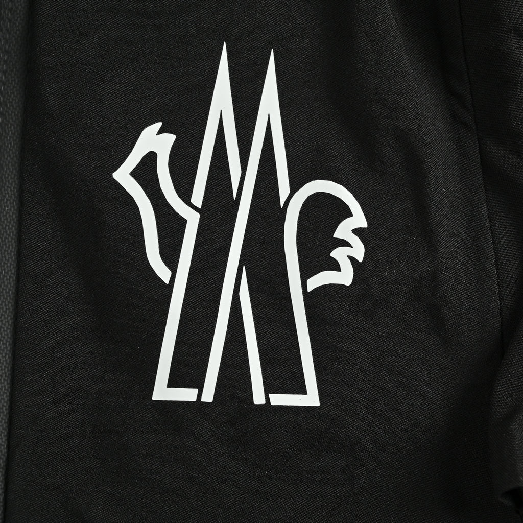 Moncler Grenoble GORE-TEX Dashed-Sleeve Hooded Ski Jacket — Black2025XM15001204