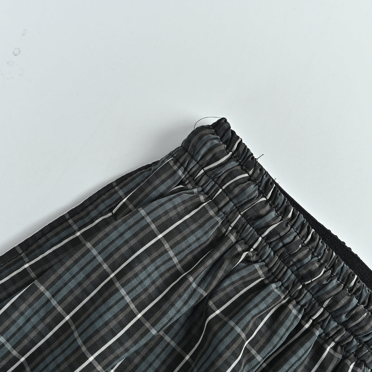 Balenciaga Wheat Crest BB Embroidered Plaid Beach Shorts DK4000731