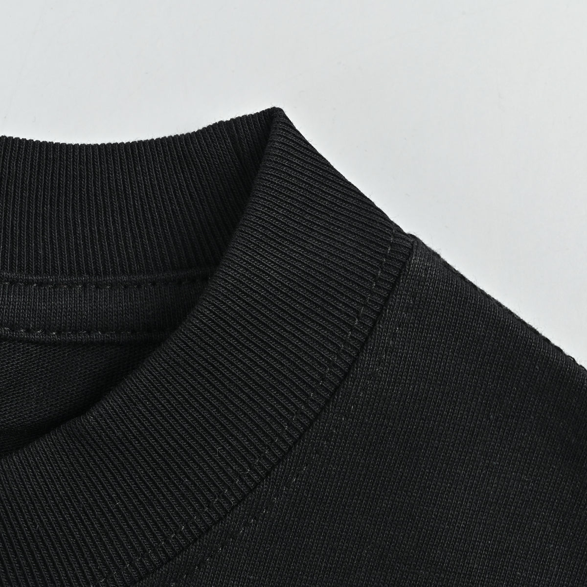 Gucci 24SS GG Firenze 1921 Gradient Belt Print Short Sleeve T-Shirt – Black TS2000427
