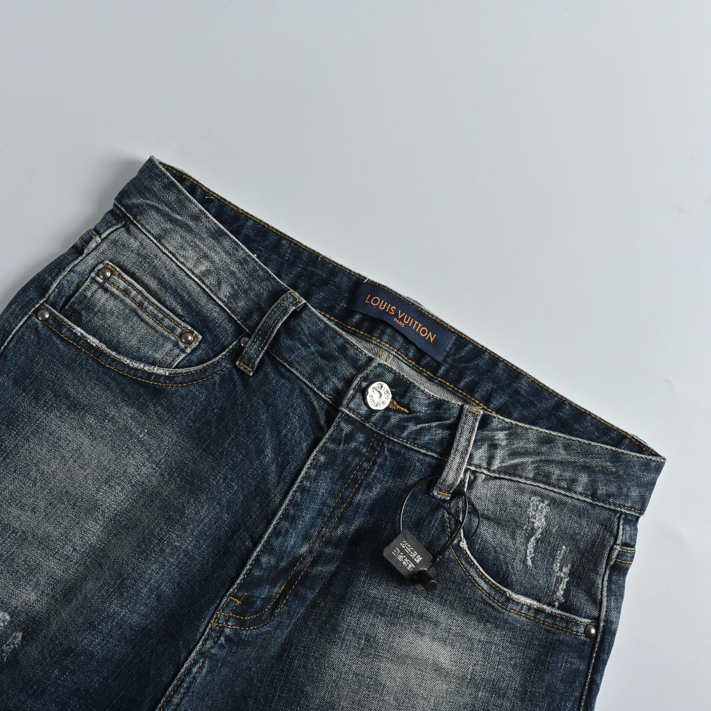 Louis Vuitton Four-Leaf Clover Logo Embroidered Distressed Slim Jeans – Dark Indigo XM5201030