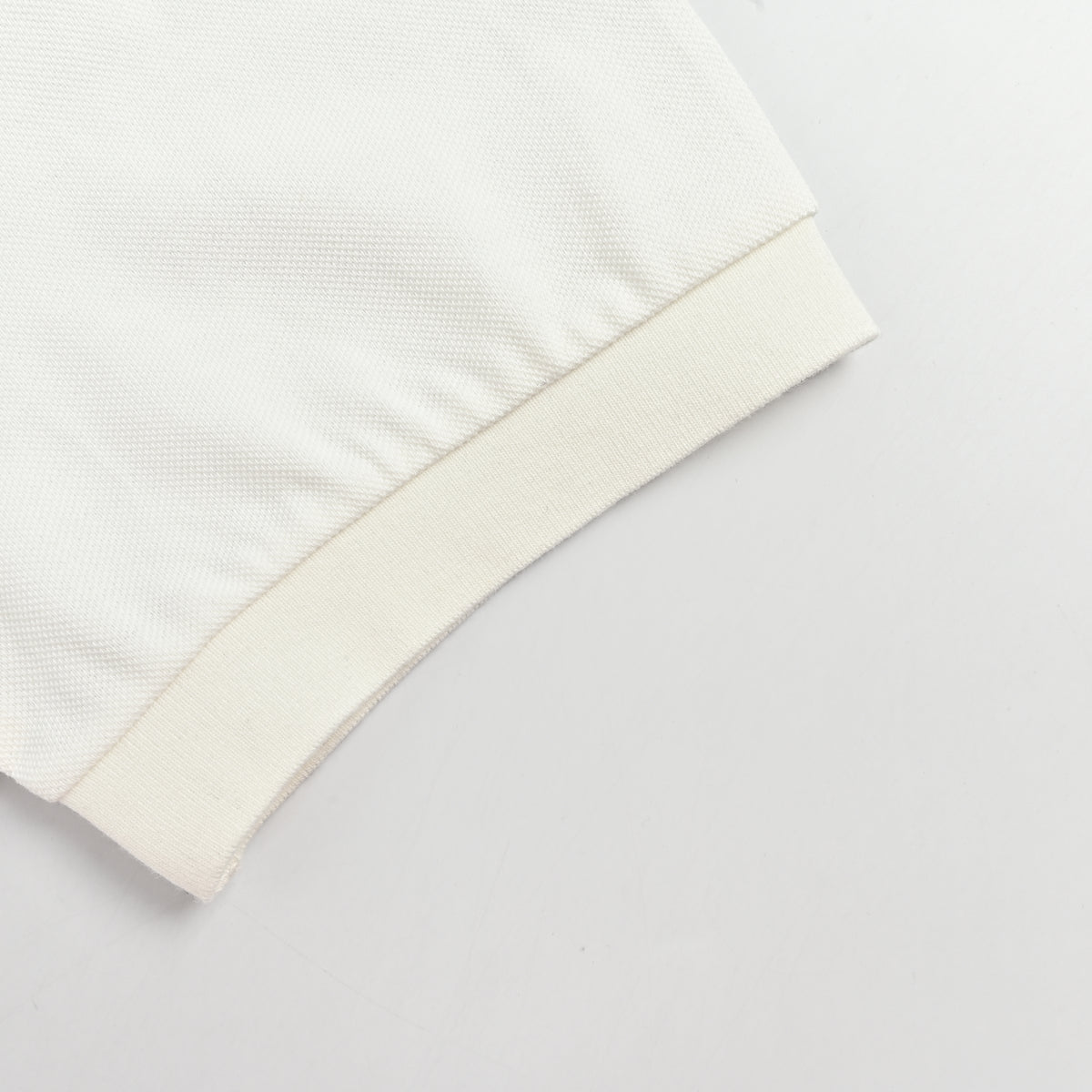 Gucci GUC Horsebit Embroidered Pocket Short Sleeve Polo Shirt – White  NP2800418