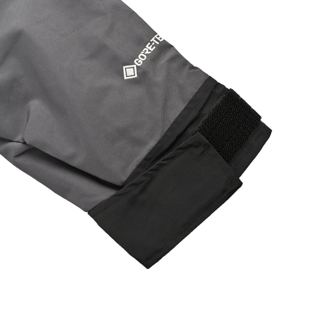 The North Face TNF Classic 1990 Mountain Jacket – Charcoal Grey / Black  XBK5201021-CGR