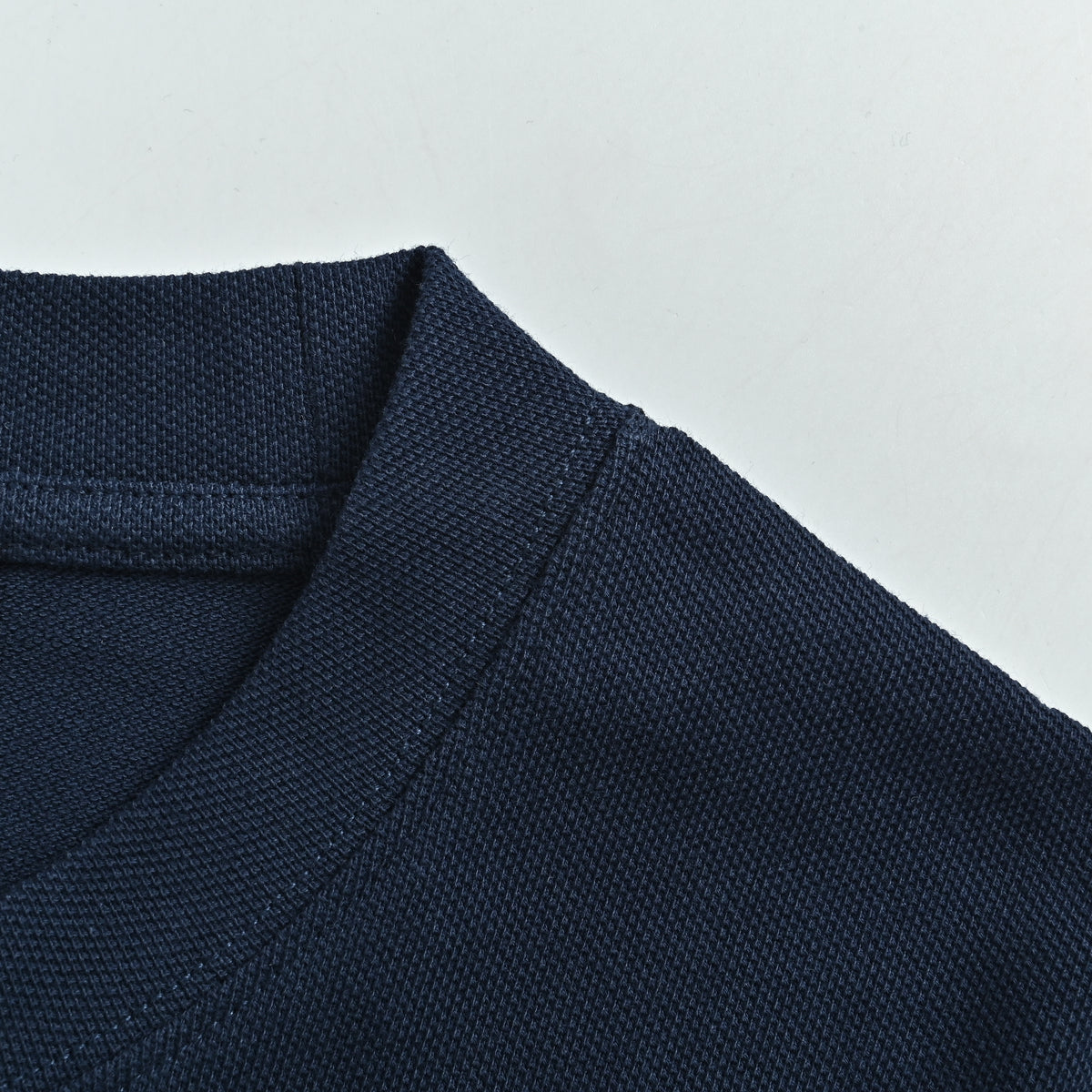 Gucci 26SS Horsebit Pocket Embroidered Short Sleeve T-Shirt – Navy DK2400808-NVY