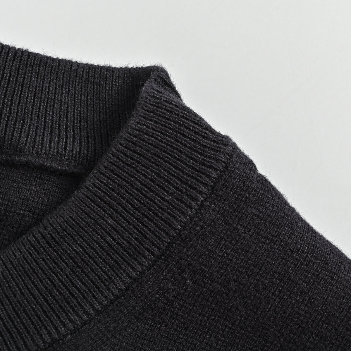 Gucci GUC Double-G Embroidered Silk-Cotton Blend Knit Short Sleeve T-Shirt – Black NP3800408