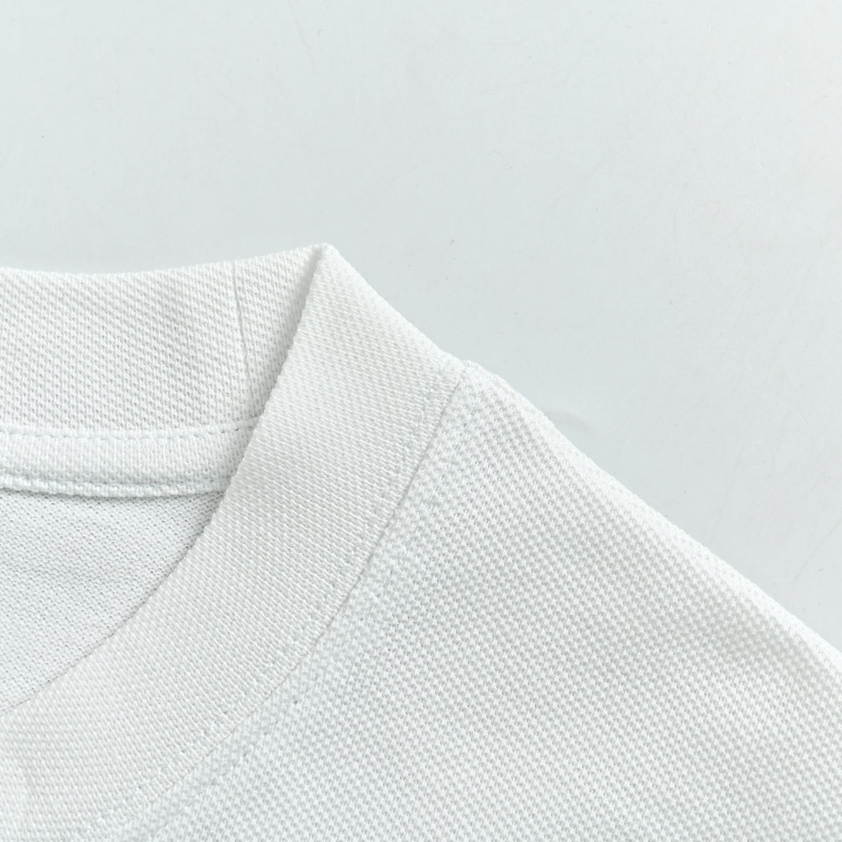Gucci 26SS Horsebit Pocket Embroidered Short Sleeve T-Shirt – White DK2400808-WHT2