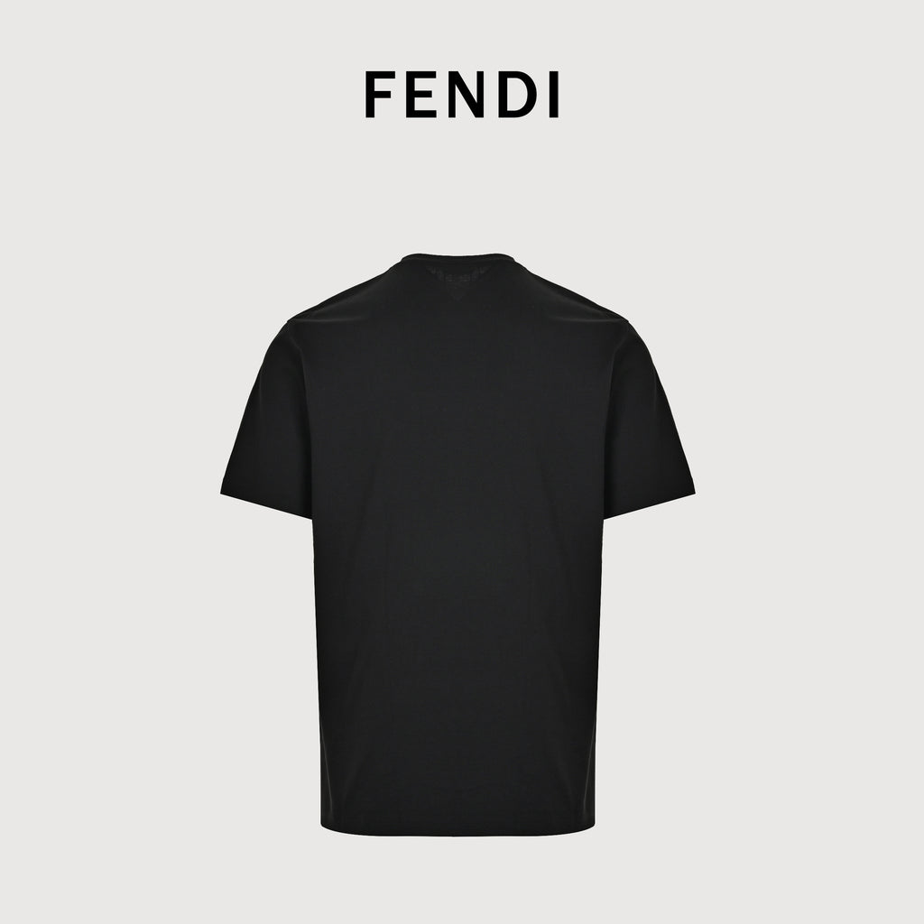Fendi FD Hem Print Short Sleeve T-Shirt – Black NP2400812