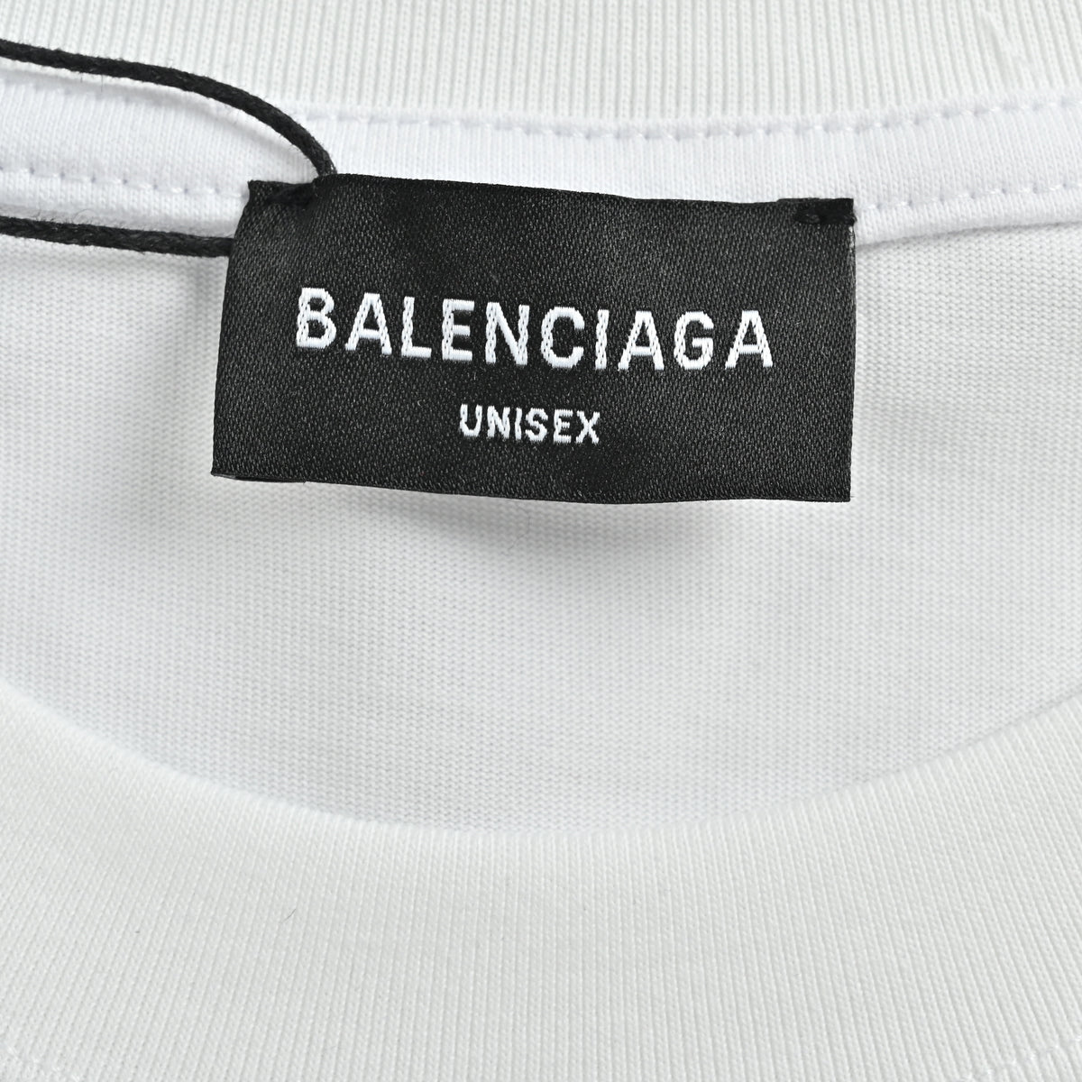 Balenciaga Vertical Script Embroidered Short Sleeve T-Shirt 2026#dk240324