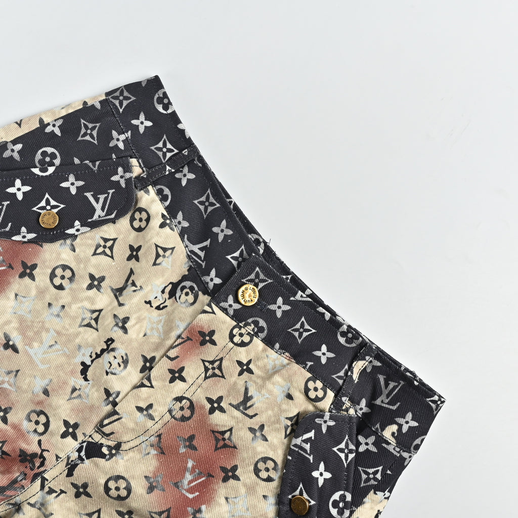 Louis Vuitton LV Monogram All-Over Print Tie-Dye Denim Cargo Shorts 2026HY3200328