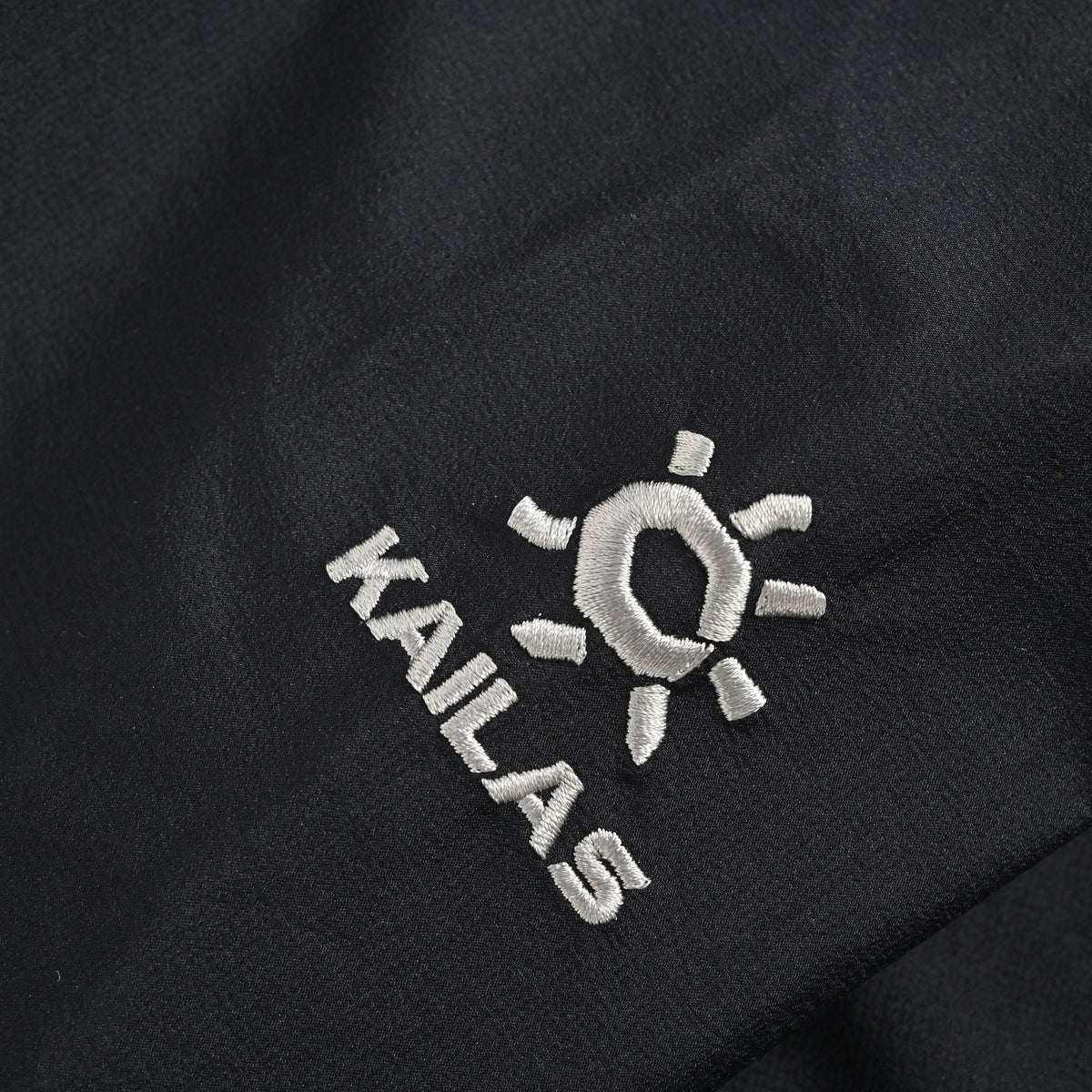Kailas Bogda Series Lightweight Waterproof Windproof Alpine Shell Jacket – Black HH6400910