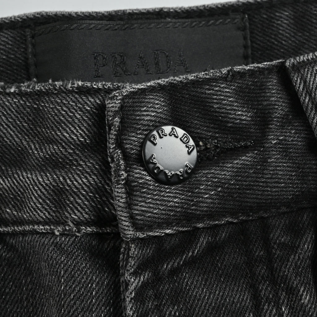 Prada 23FW Triangle Logo Embroidered Washed Slim Jeans – Charcoal  XM5200103