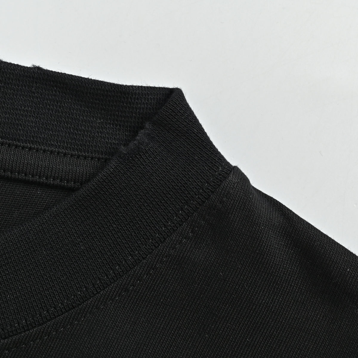 Balenciaga 26SS Castle Dark Fantasy Short Sleeve T-Shirt  850990TUVE41000