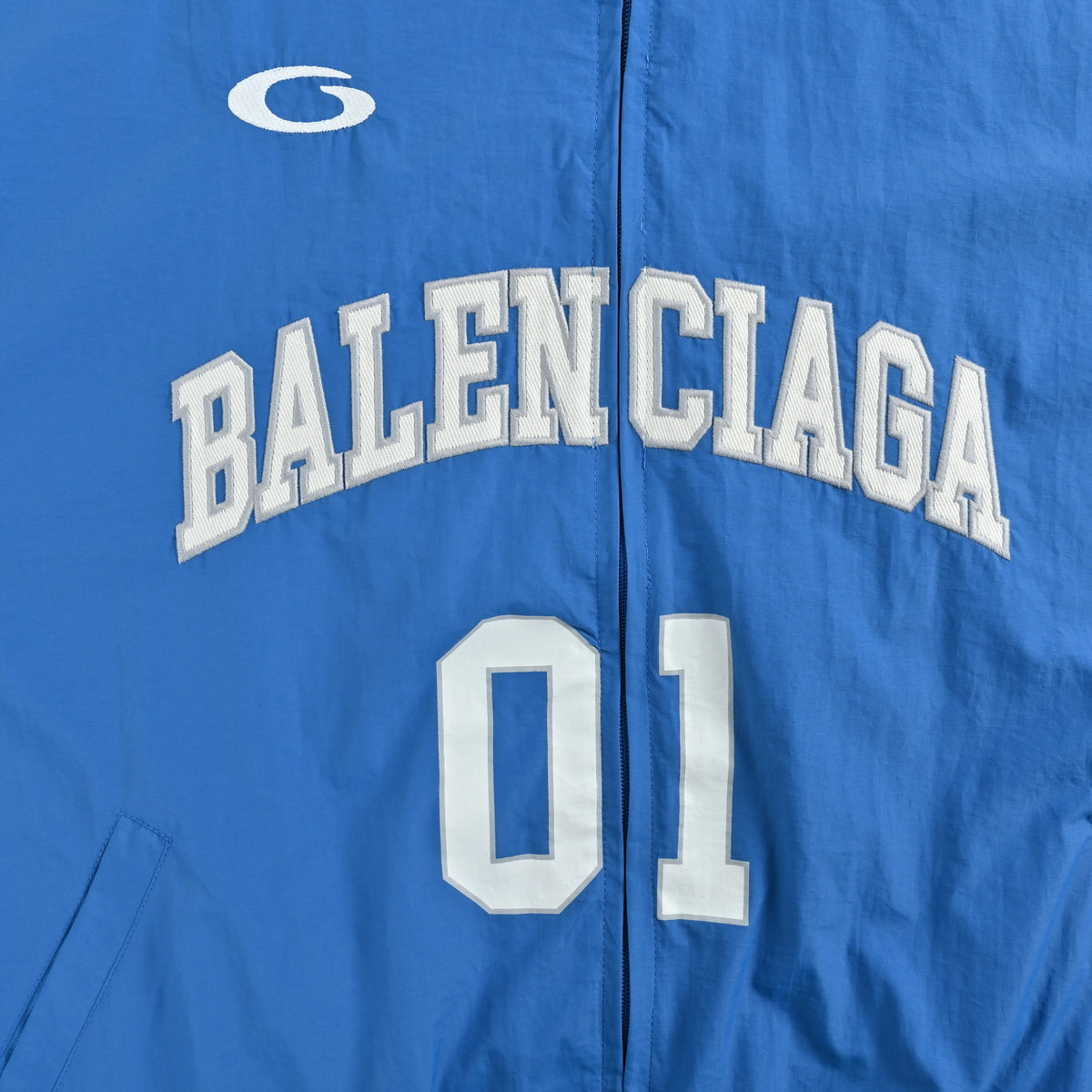 Balenciaga BLCG 26SS Half-Arc 01 Basketball Embroidered Shell Jacket – Royal Blue   822226TPQ384003