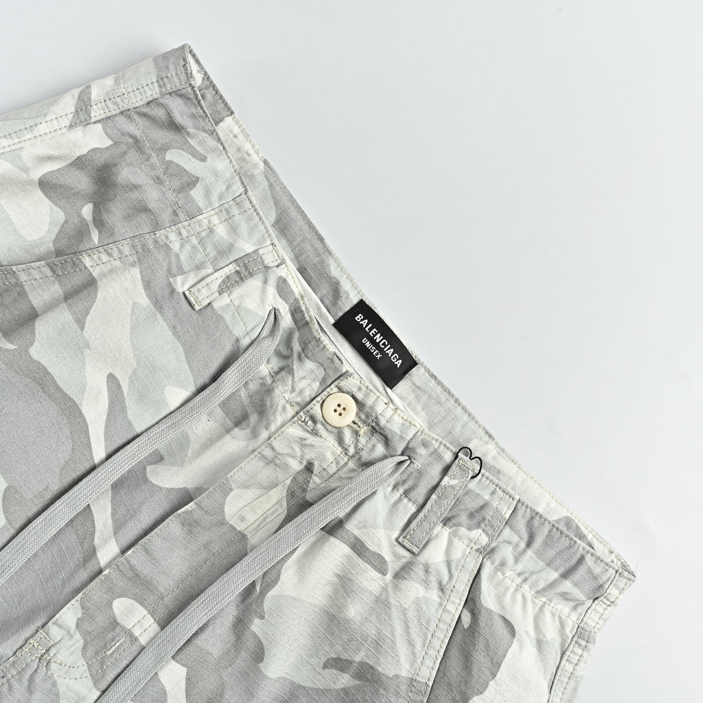 Balenciaga BLCG 24SS Urban Camo Cargo Shorts SG4200514