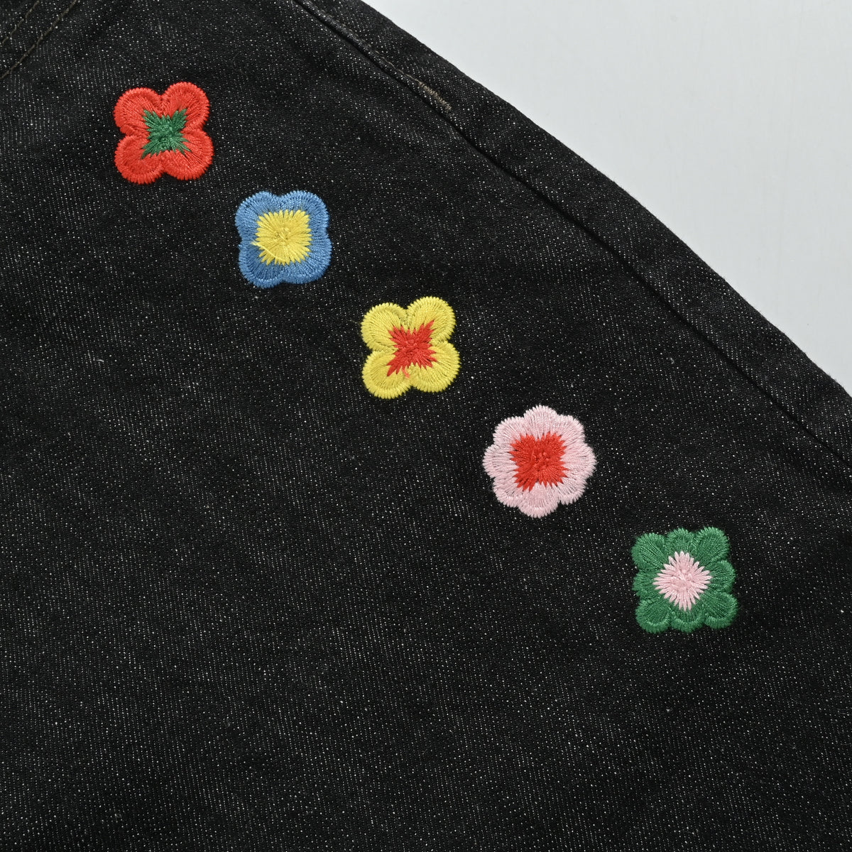 GOODBRAND 2025SS GOODLOVES Floral Vintage Selvedge Raw Jeans – Black SY4801103