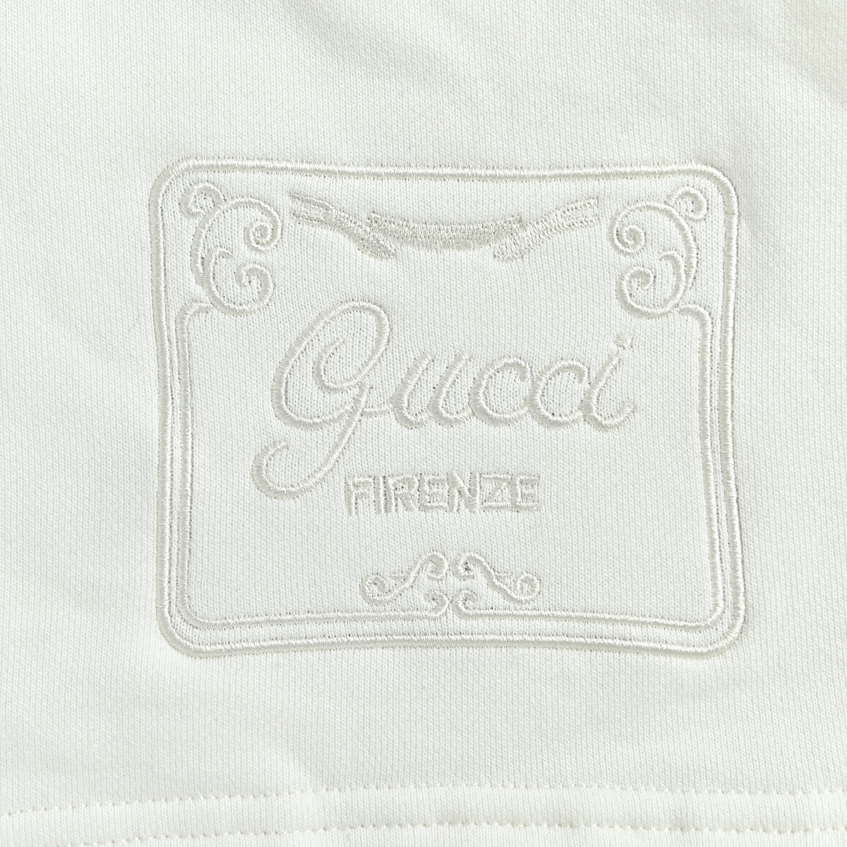 Gucci 26SS Hem Embroidered Logo Shorts  XM3000716
