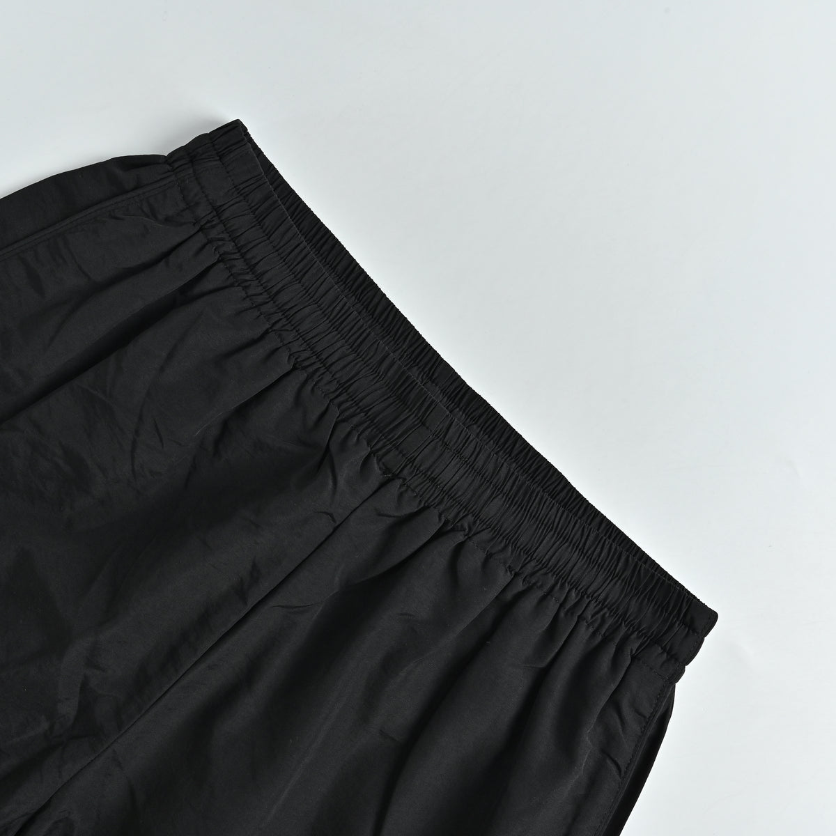 Balenciaga Ring B Embroidered Athletic Shorts  DK3600722