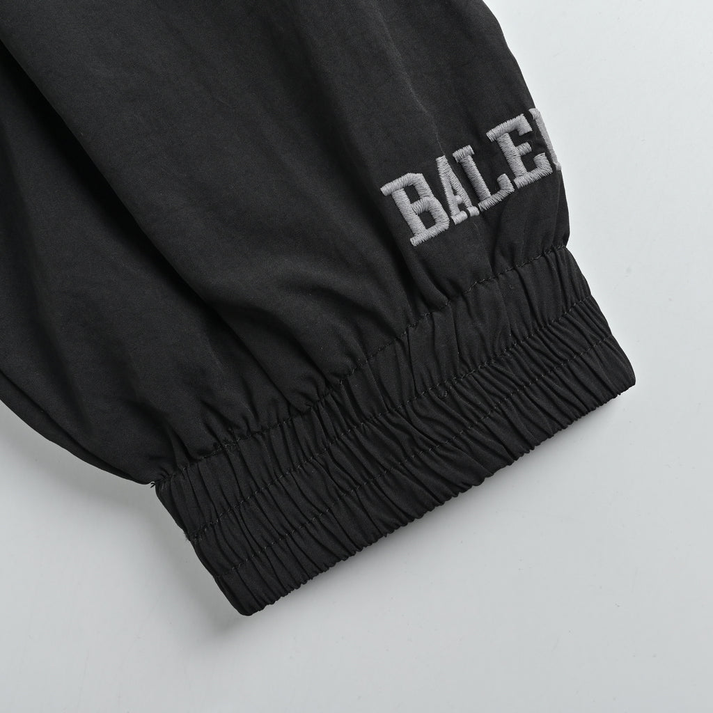 Balenciaga BLCG FW25  Football Series 3M Badge Shell Jacket – Black857734TPQ381000