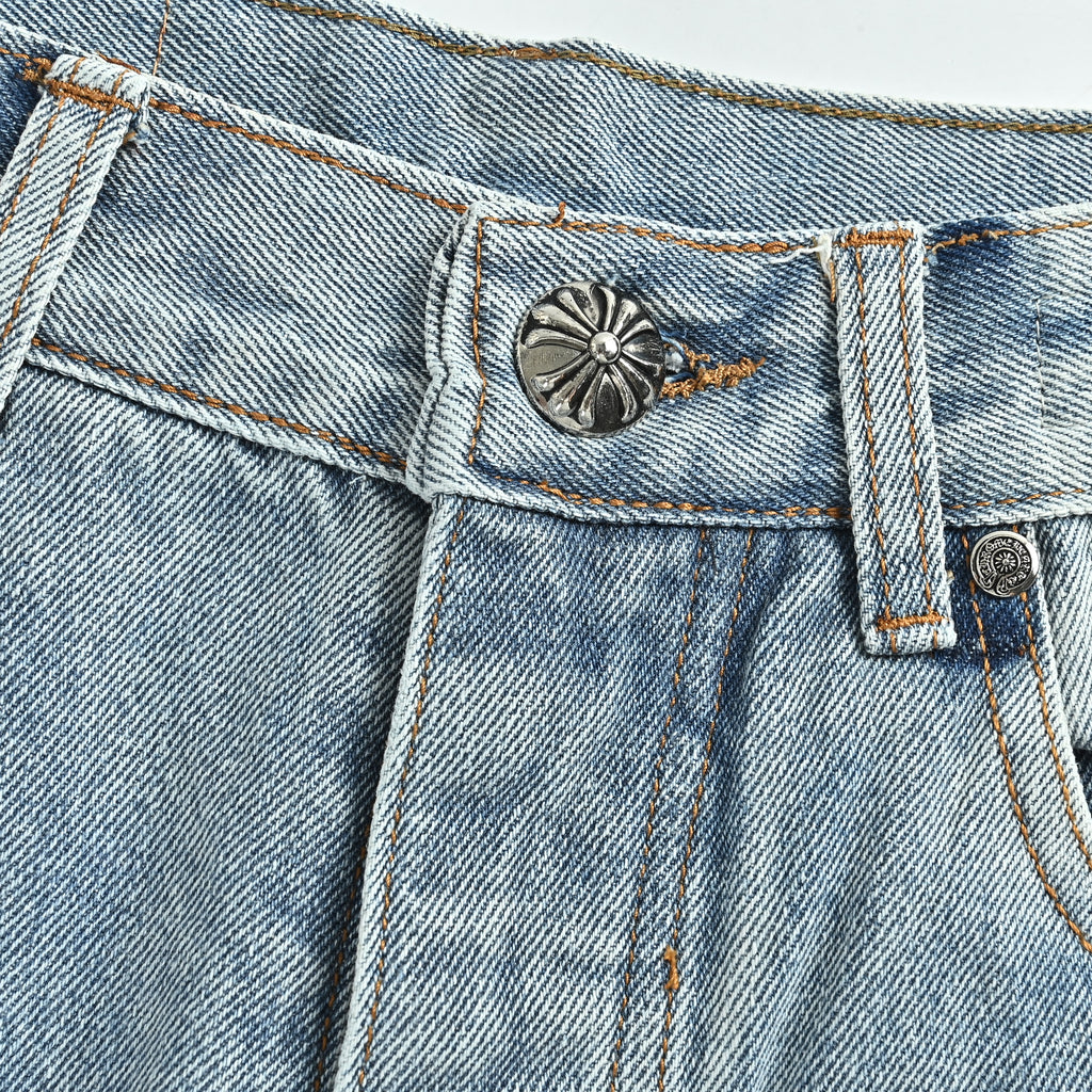 Chrome Hearts Couture Cross Leather Appliqué Graphic Washed Straight-Leg Jeans – Light BlueXM5600824-LBL