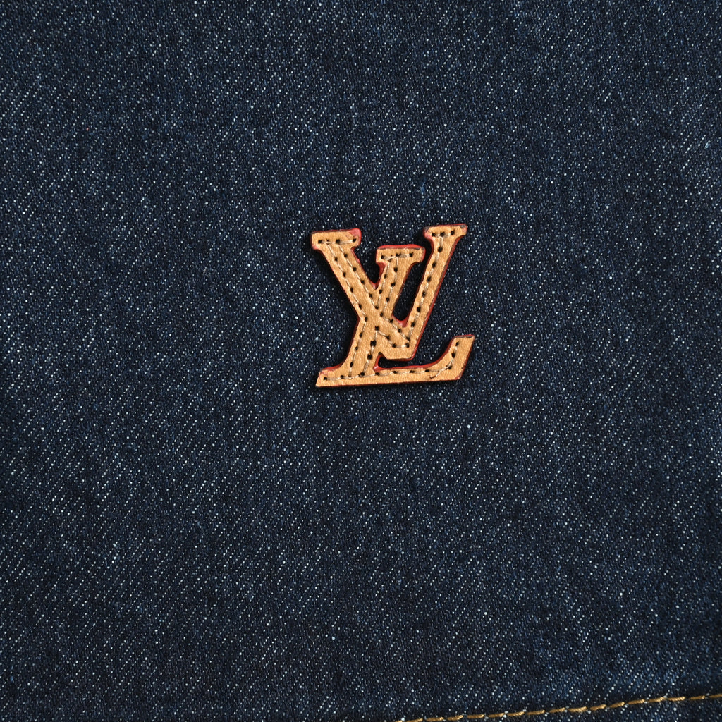 Louis Vuitton LV Leather Badge Denim Shorts 2026 XM3800703
