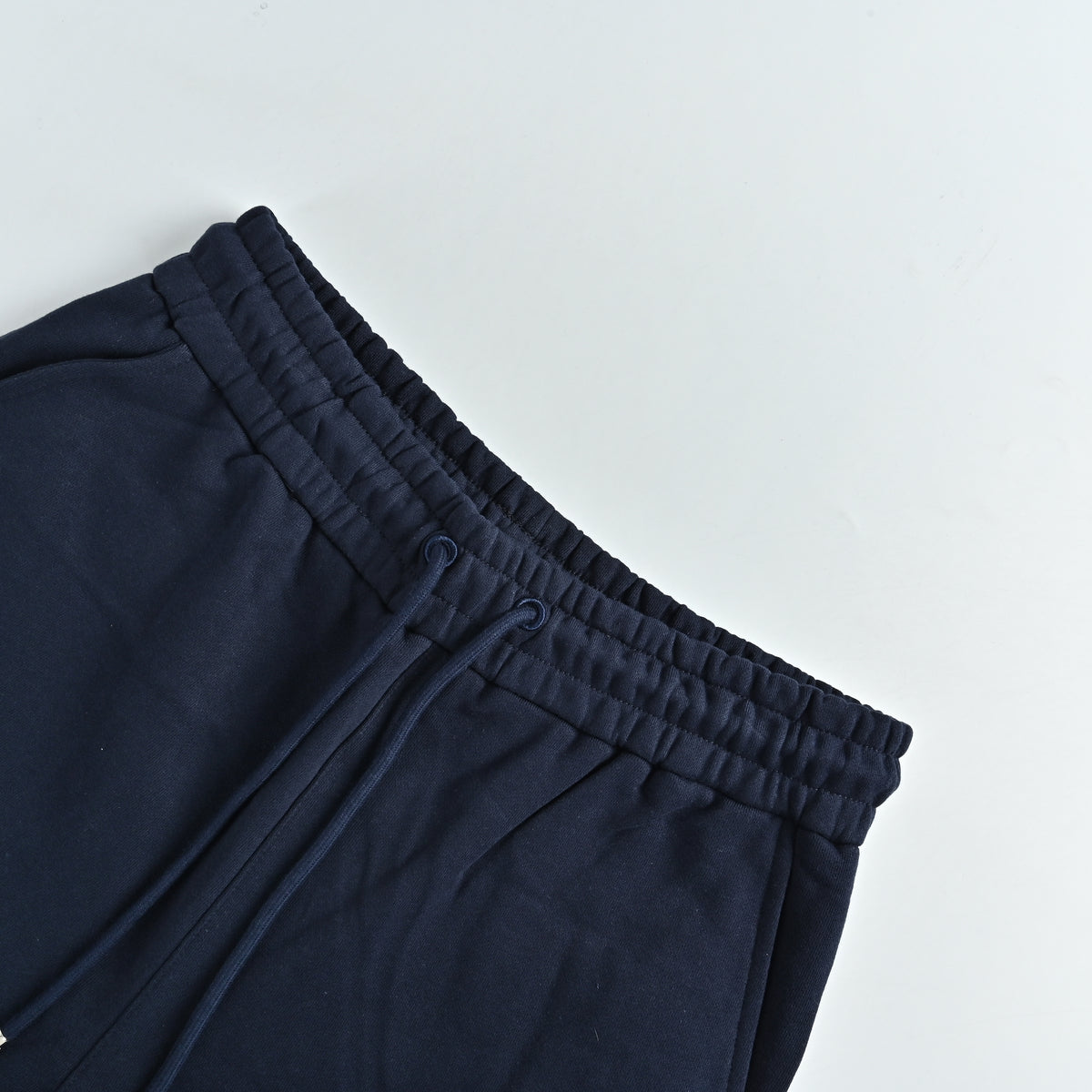 Gucci 26SS Hem Embroidered Logo Shorts XM3000716
