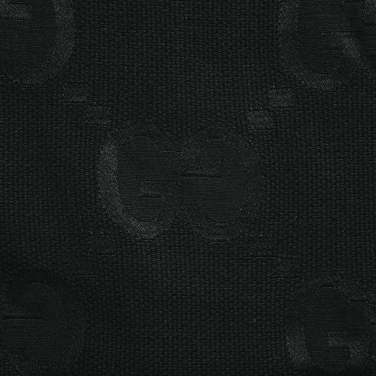 Gucci All-Over Double G Monogram Jacquard Shorts    MV2800714