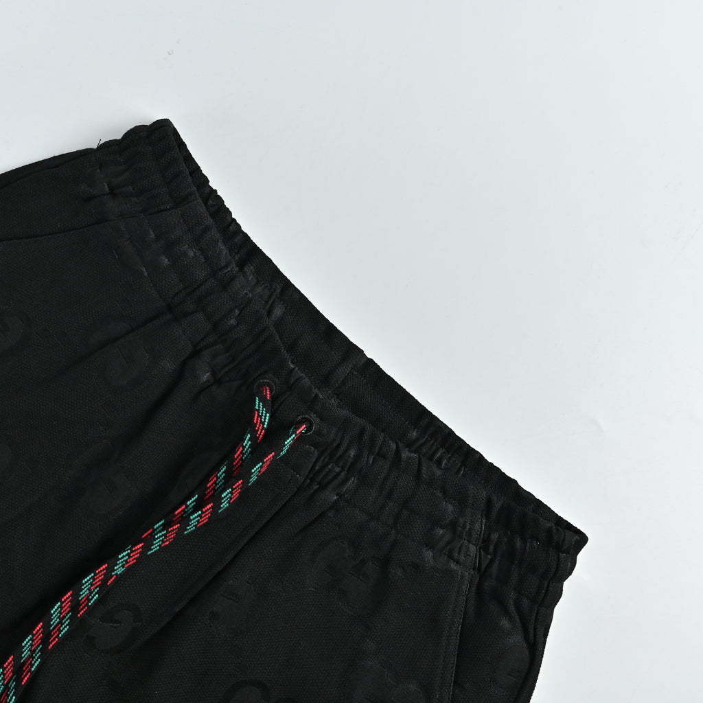 Gucci All-Over Double G Monogram Jacquard Shorts    MV2800714