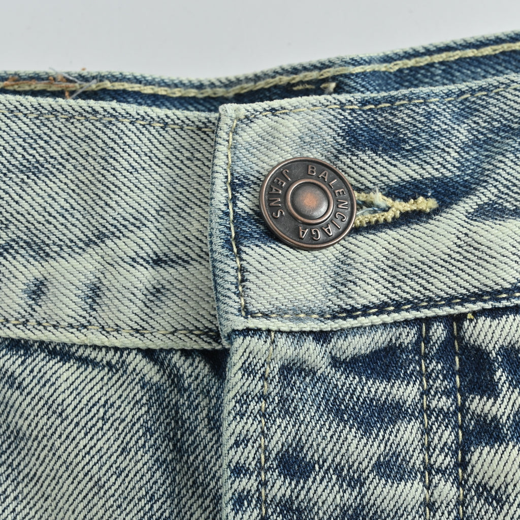 Balenciaga Baggy Ice Blue Washed Denim Jeans YS5600108
