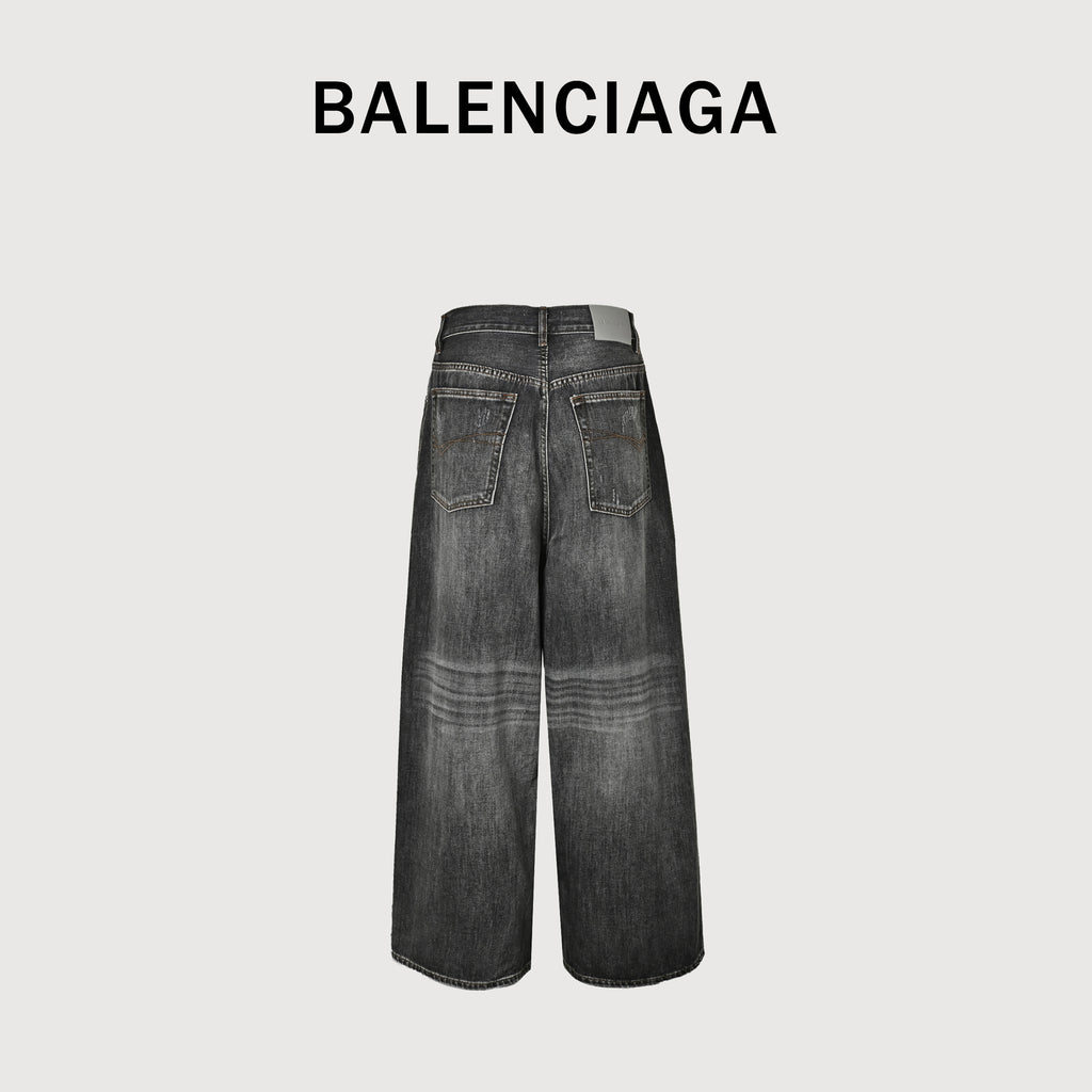 Balenciaga BLCG 3D Puff Embroidered Baggy Washed Denim Jeans  NP6400602