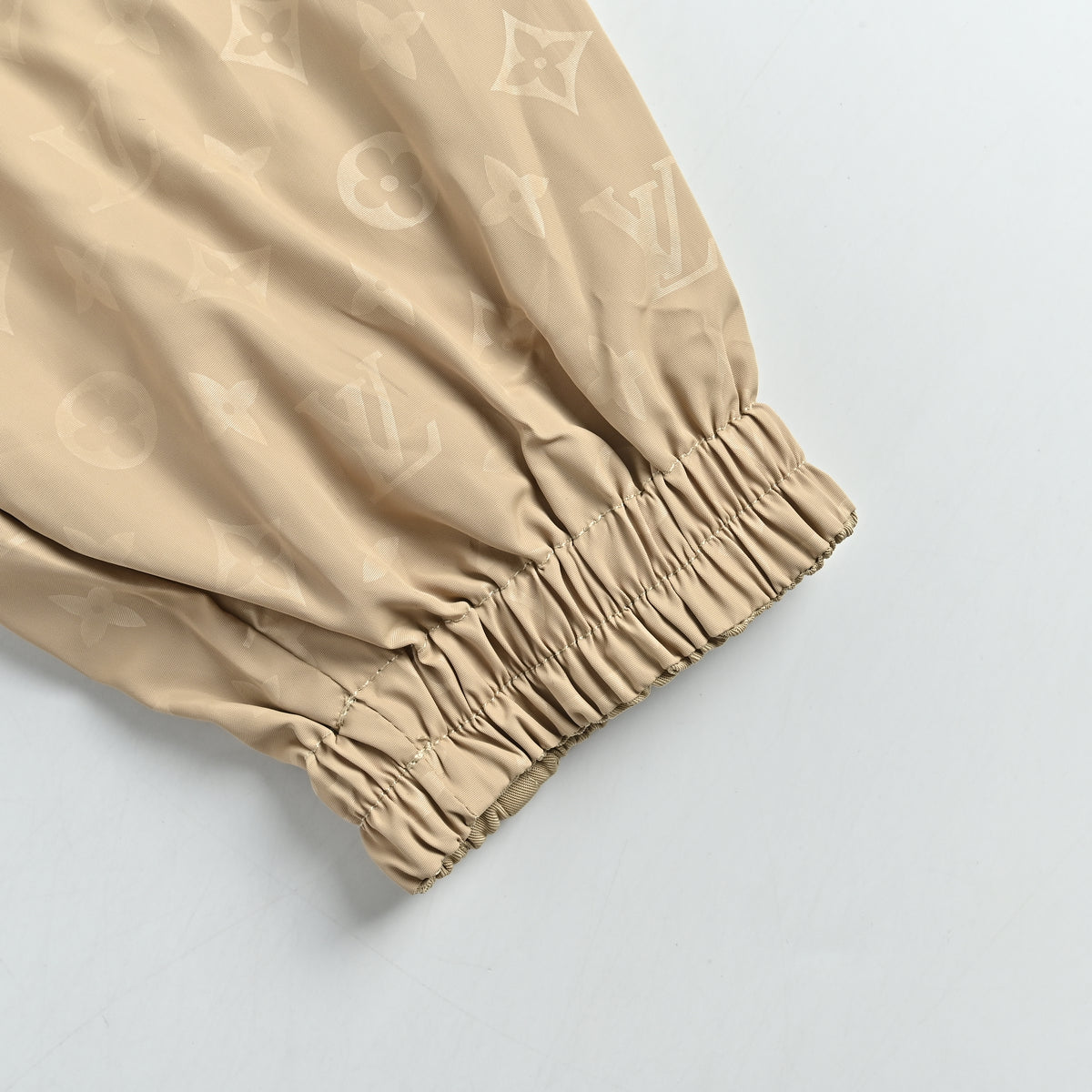 Louis Vuitton Reversible LV Monogram Jacquard Shell Jacket – Khaki / Tonal Monogram XM7800819-KHK