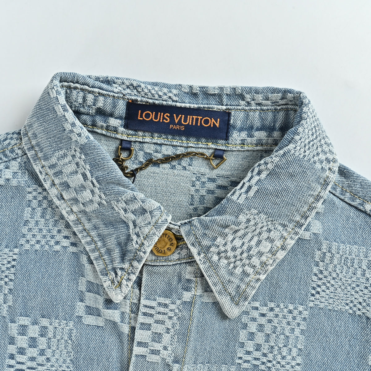 Louis Vuitton Checkerboard Denim Short-Sleeve Shirt 2026  DK3600722