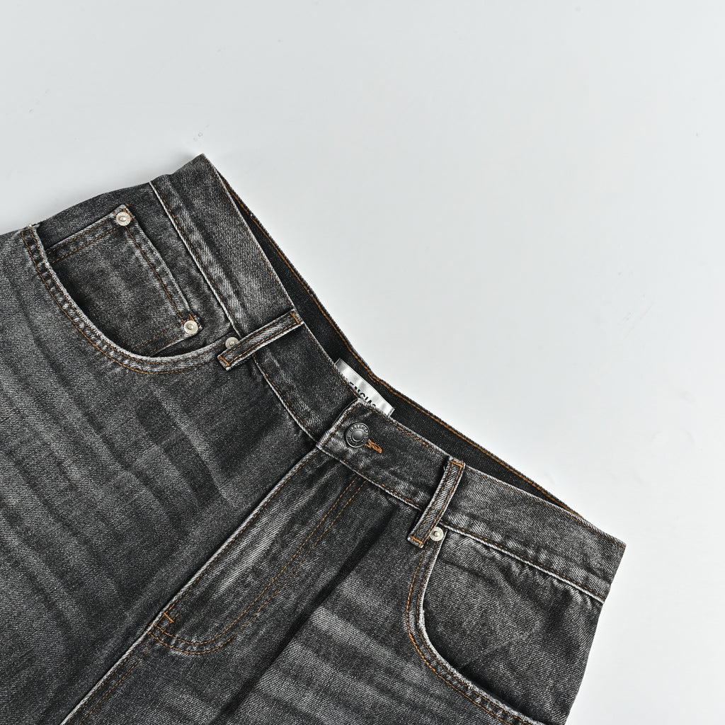 Balenciaga BLCG 3D Puff Embroidered Baggy Washed Denim Jeans  NP6400602