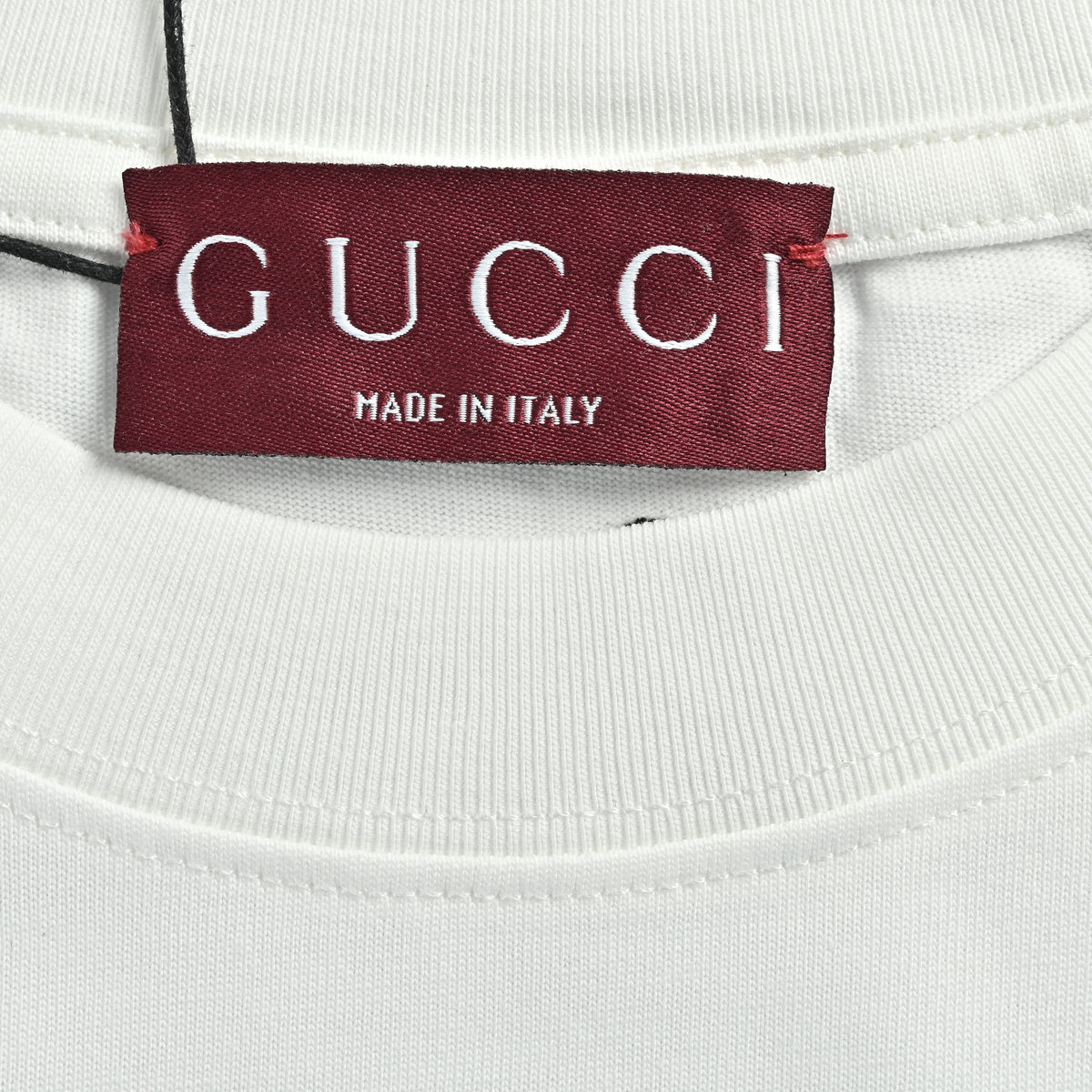 Gucci Classic Embroidered Logo Short Sleeve T-Shirt – White TS2600421-WHT