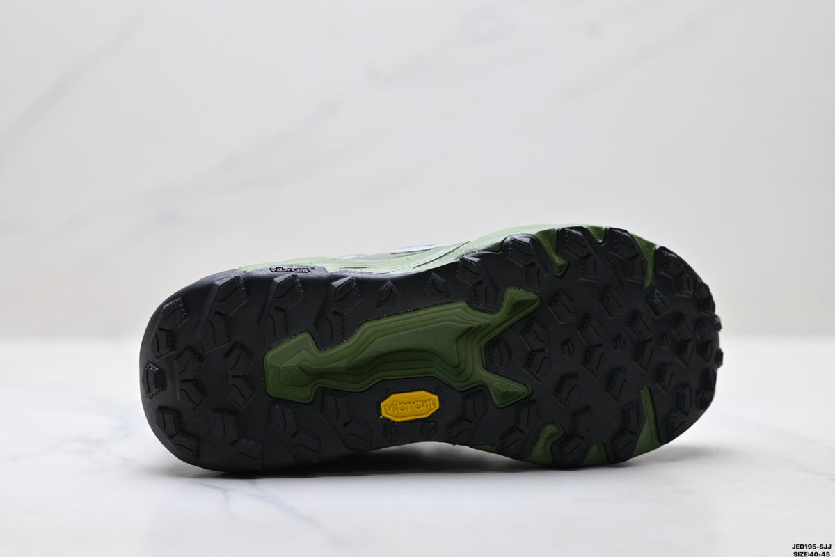 New Balance 9060 Retro Running Sneakers – U90603BQ